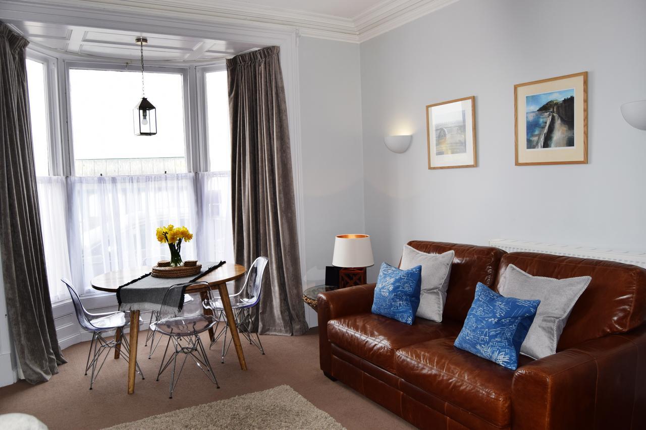 Awel Mor Holiday Apartment 애버리스트위스 외부 사진