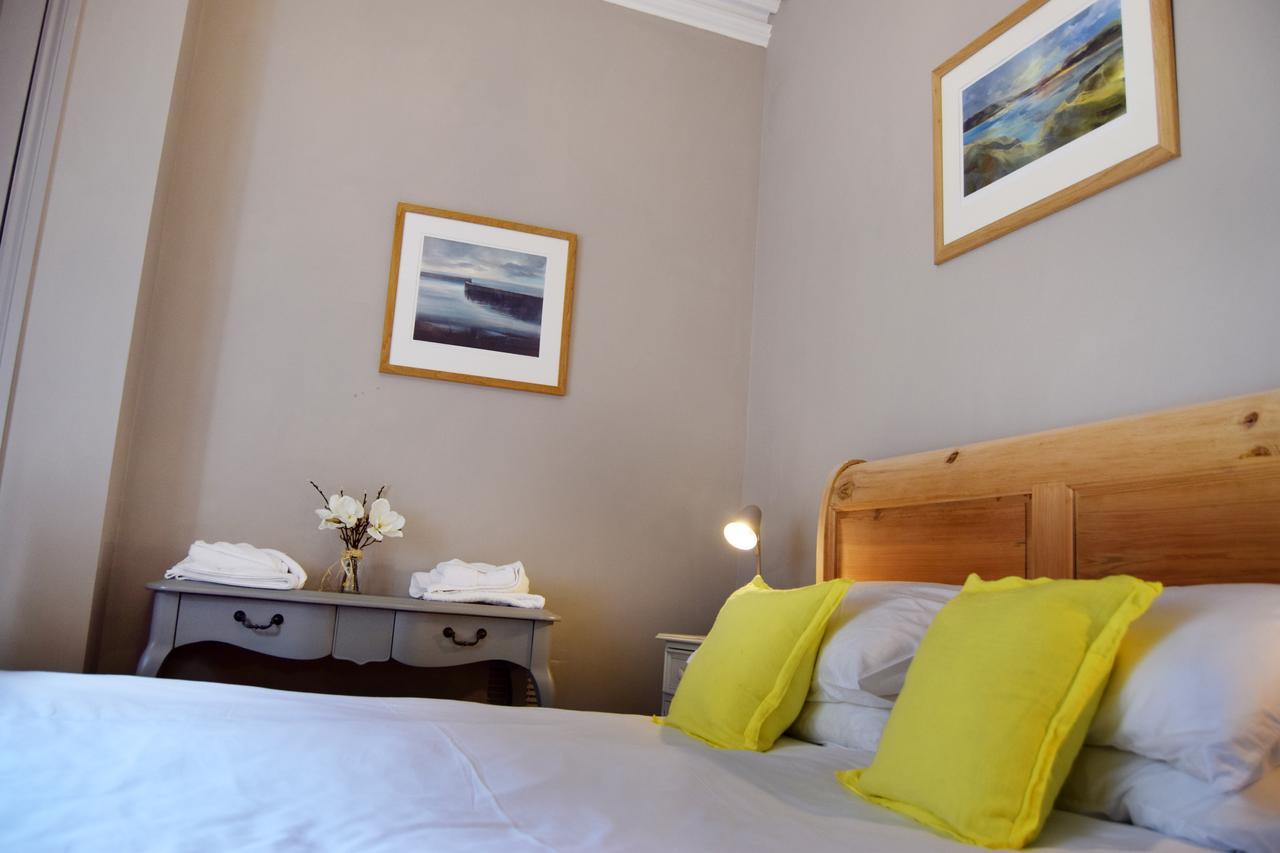 Awel Mor Holiday Apartment 애버리스트위스 외부 사진
