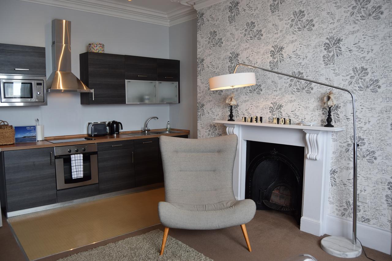 Awel Mor Holiday Apartment 애버리스트위스 외부 사진